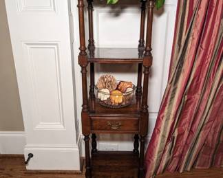 Pennsylvania House Shelf