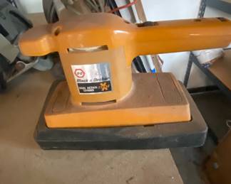 Black and Decker Sander
