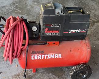Craftsman  air Compressor with hose
