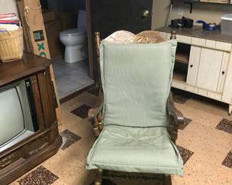 Rocker and old school tv!
