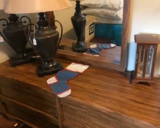 Newer dresser with mirror! Nice pair of table top lamps!