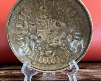 16th century wine flask and dish, Vietnamese, glazed ceramic