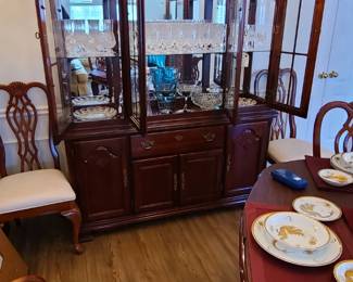 Lighted China Hutch Cabinet (4-door)
