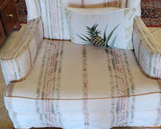 2 matching chairs in excellent condition