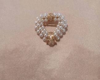 14K Pearl and Diamond Brooch $450