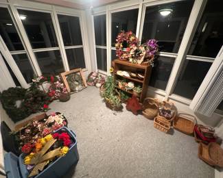 Lots of seasonal hanging decor