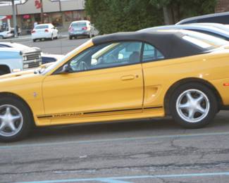 1989 Ford Mustang Convertible 