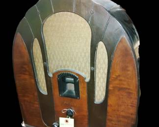 Philco 16 cathedral radio