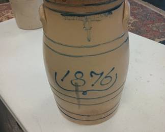 Whites Utica number four Stonewear crock