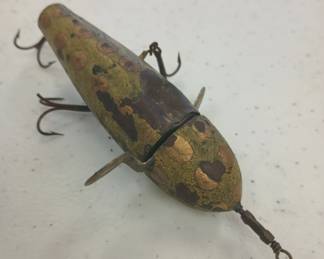 Vintage wood fishing lures.