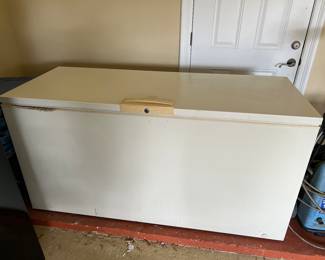 Large kenmore chest freezer