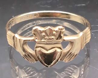 14K Irish Claddagh Ring