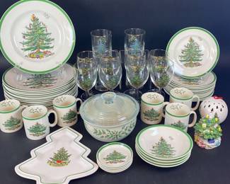 Spode Christmas Tree Set
