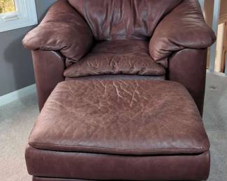 Leathercraft Brown Leather Chair With Ottoman