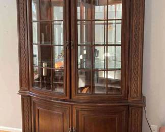 LIGHTED LARGE SCALE CHINA CABINET WOOD AND GLASS 
