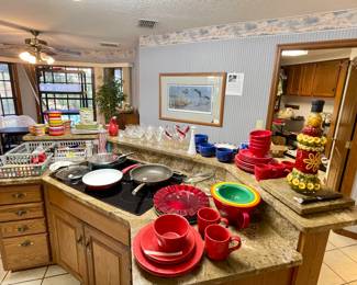 Numerous New dish sets 