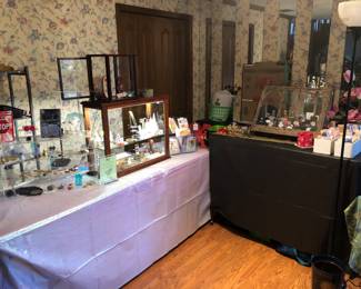 Jewelry, collectibles, perfume