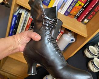ceramic victorian boot / matchstick holder