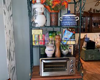 bakers rack!! / wine rack !  Great for small spaces