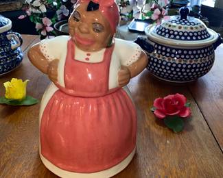 vtg mammy cookie jar!  Polish pottery soup turine