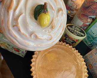 VINTAGE Lemon Meringue covered pie dish
