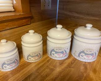 4 piece canister set 