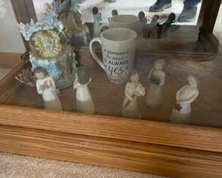 . . . Willow Tree figures