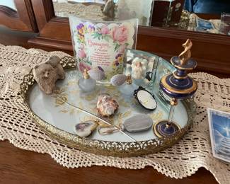 . . . dresser mirror