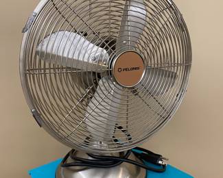 New vintage-style electric fan