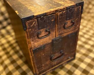 Antique 3-drawer shoe shine box