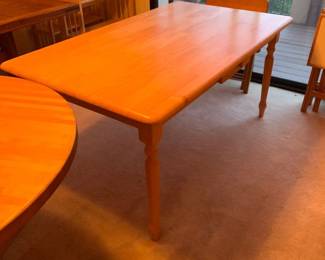 maple table 