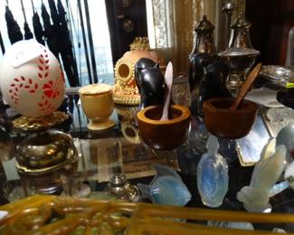 More of the Collectible Cases ....The Sabio Has been Sold