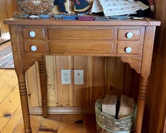 Sewing table