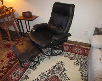 Mid Century lounge chair