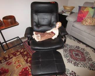 Lounge chair with fainting doll