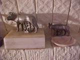 2 - Romulus and Remus figures (thanks Dave)