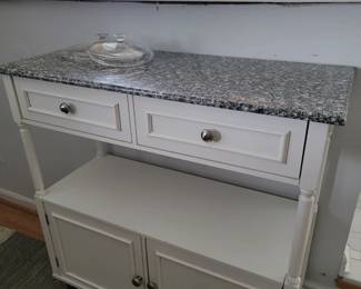  white  granite top kitchen island 125.00