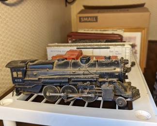 Antique Lionel Complete Train Set. Tracks and other items not pictured.