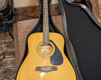 NEW Yamaha F-310 Acoustic Guitar with Case.