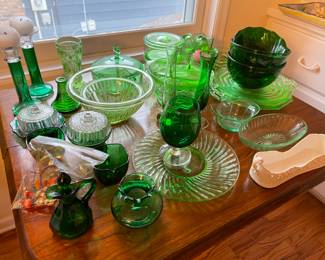 DEPRESSION GLASSWARE