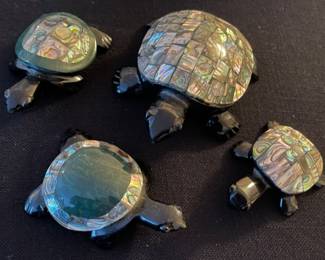 MOTHER OF PEARL TURTLE SET