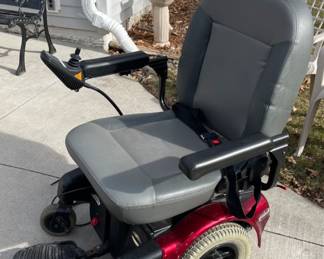 ELECTRIC SCOOTER CHAIR