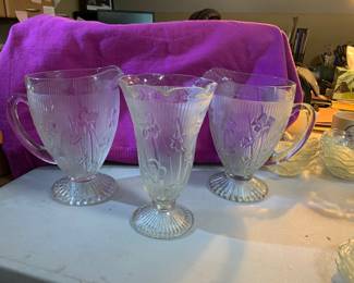 70+ Pieces of Iris & Herring Bone