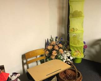 One of 2 old school desks!