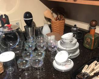 Serving ware! Glass ware! Hamilton beech mixer!