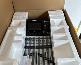 Yamaha TF1 Digital Mixing Console In The Box