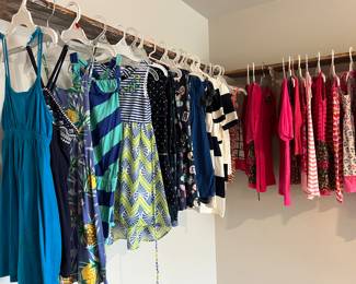 Girls dresses & apparel 