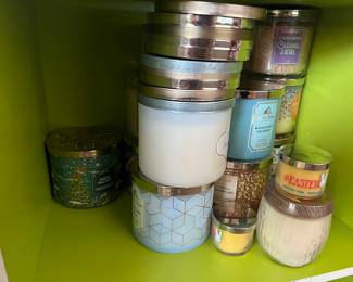 Bath & Body Works candles & lotions 