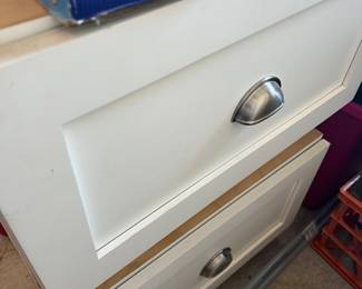 Drawers & cabinets 