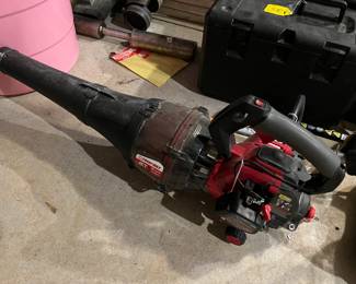 Gas leaf blower 